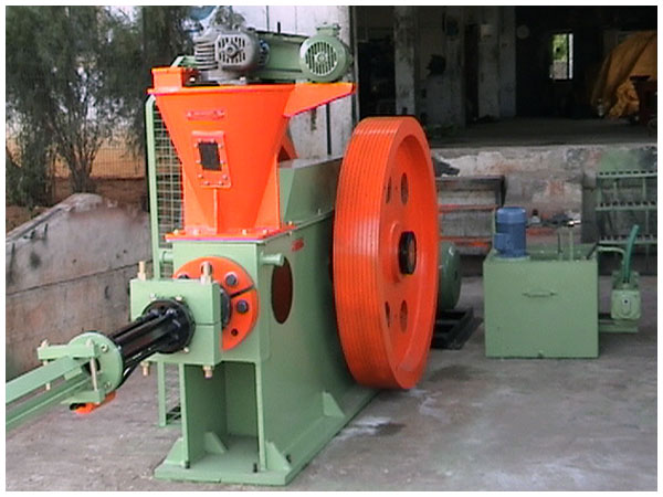 ram type briquette machine