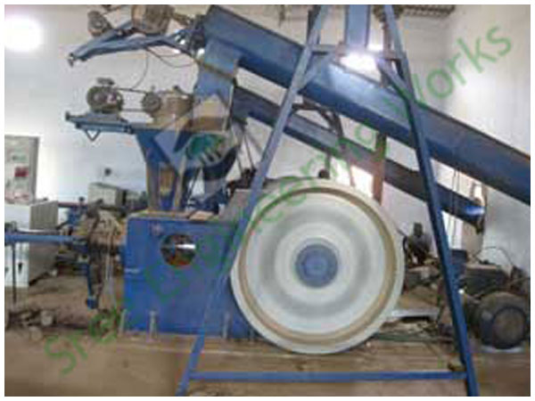 ram type briquette machine