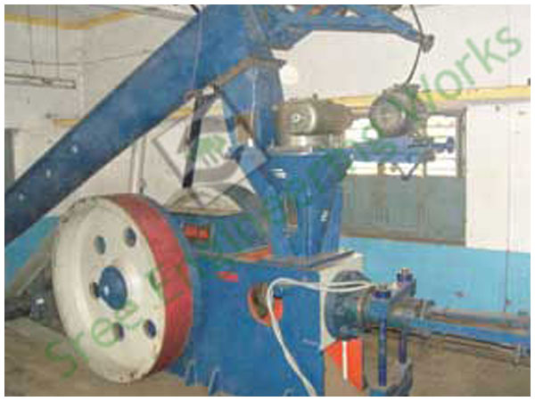 ram type briquette machine