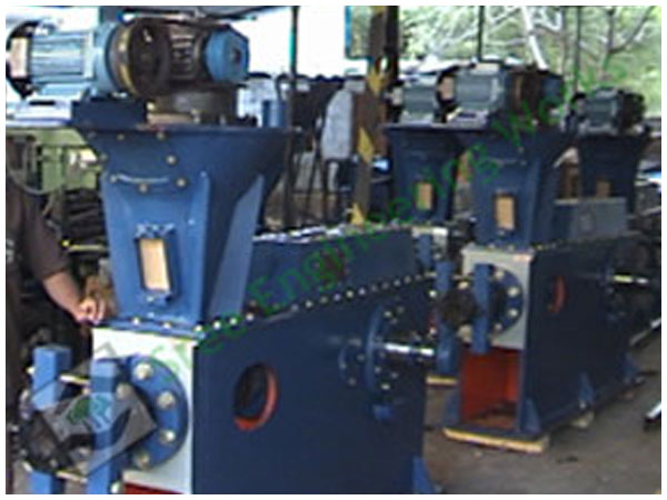 ram type machinery